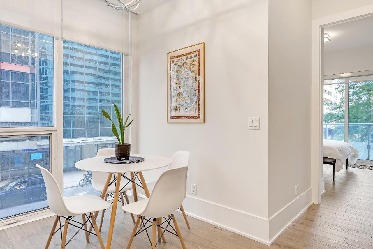 2Br 2Bth Apt-Rogers Center-Cn Tower-Free Parking Διαμέρισμα Τορόντο Εξωτερικό φωτογραφία