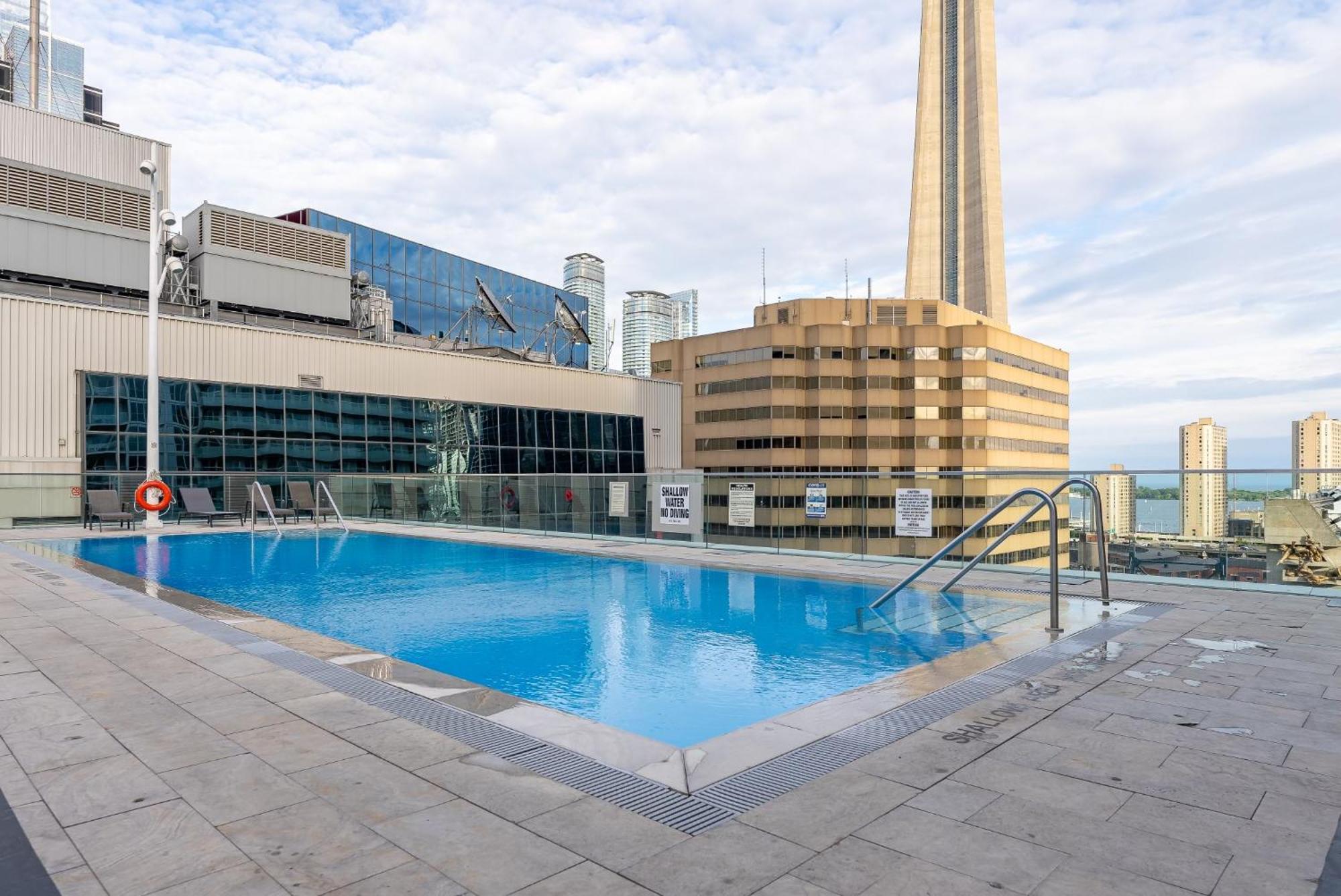 2Br 2Bth Apt-Rogers Center-Cn Tower-Free Parking Διαμέρισμα Τορόντο Εξωτερικό φωτογραφία